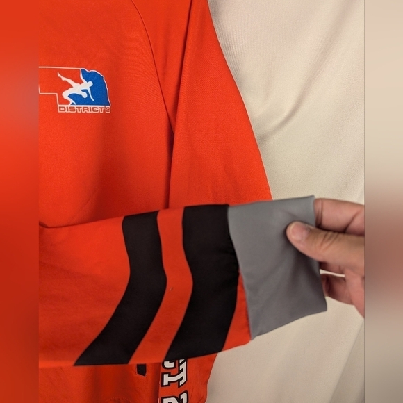 wrestling district 2 champion pullover by Near Fall size small - Picture 8 of 9